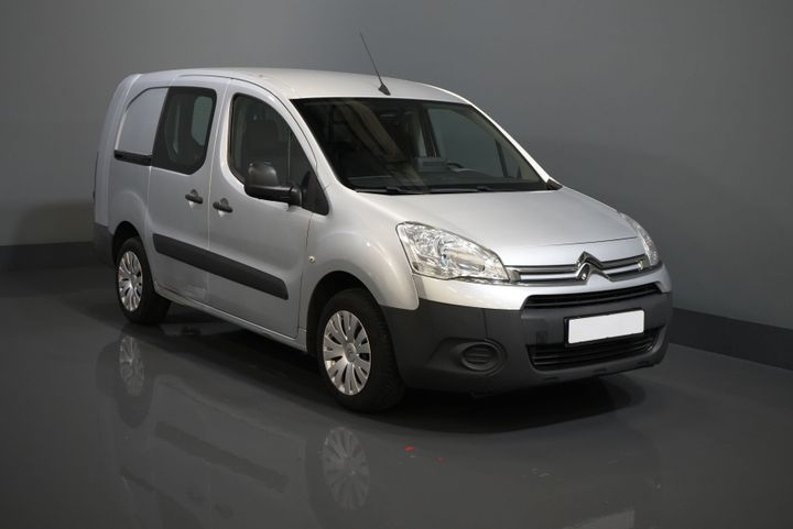 Citroën Berlingo Van 1.6 HDI 90 hp L2 EXPORT ONLY 3 Pers./ NL-car/ Navi/ Airco/ Towbar