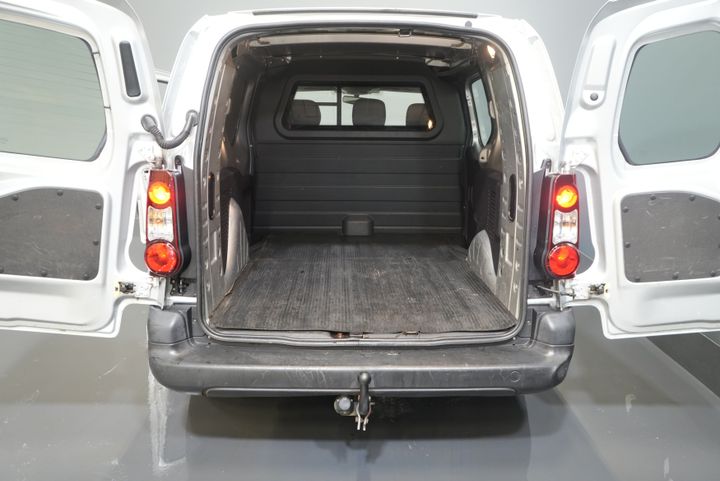Citroën Berlingo Van 1.6 HDI 90 hp L2 EXPORT ONLY 3 Pers./ NL-car/ Navi/ Airco/ Towbar