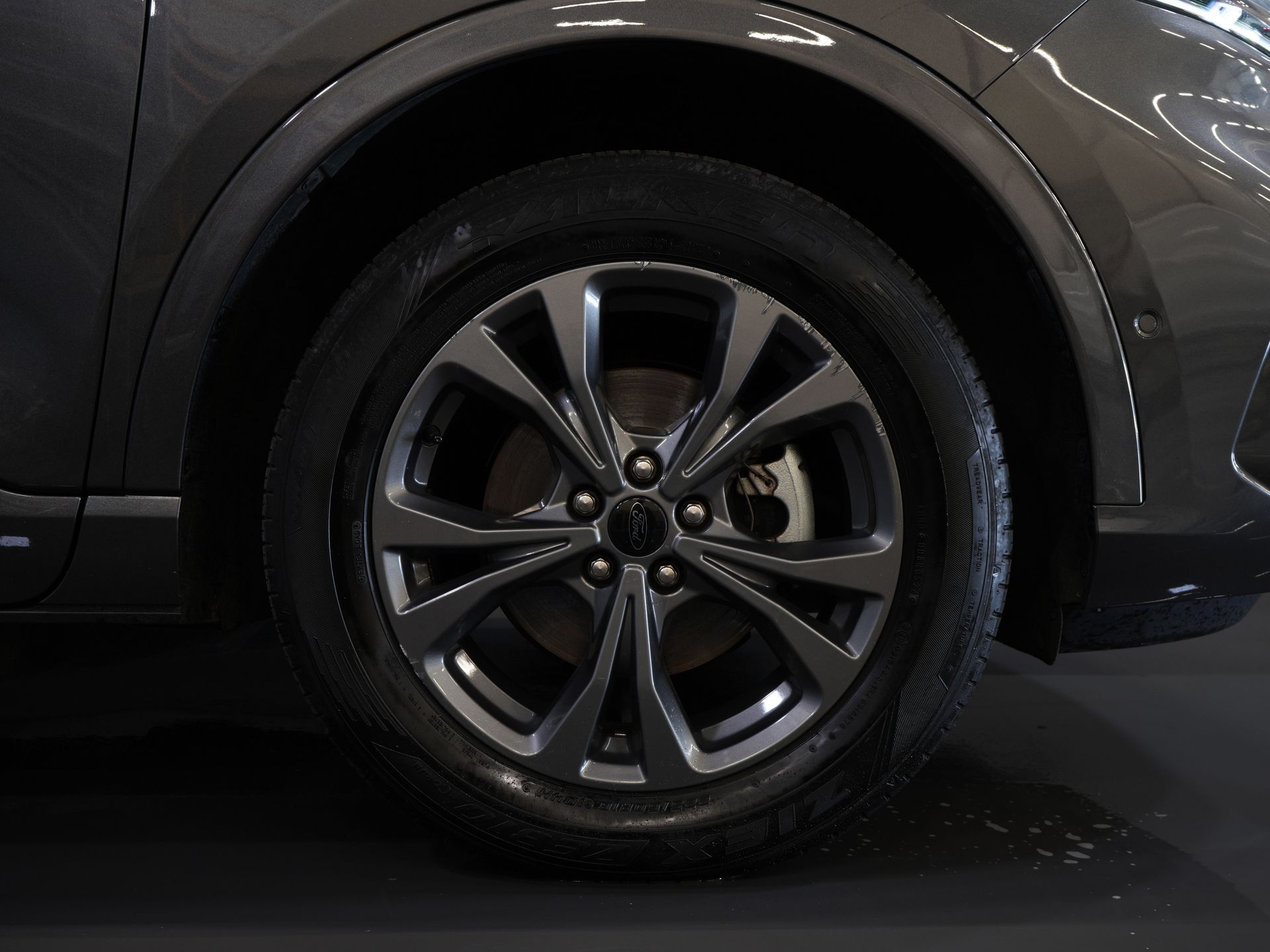 Ford Kuga SUV 2.5 PHEV 225 ch ST-Line LED/ Head-Up/ Adapt.cruise/ Keyless/ Elek.flap/ Stoelverw/ Steeringverw./ Carplay/ Navi/ Climate/ PDC