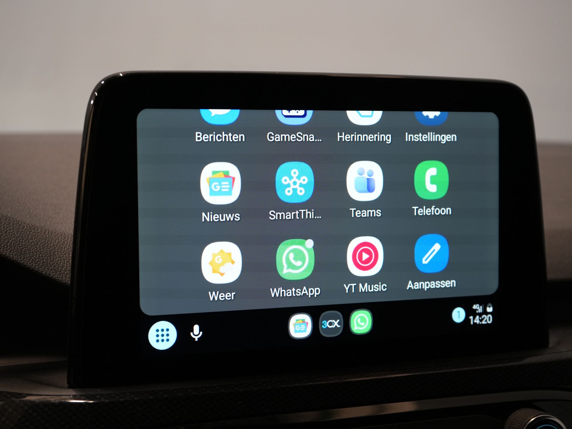 Ford Kuga SUV 2.5 PHEV 225 ch ST-Line LED/ Head-Up/ Adapt.cruise/ Keyless/ Elek.flap/ Stoelverw/ Steeringverw./ Carplay/ Navi/ Climate/ PDC