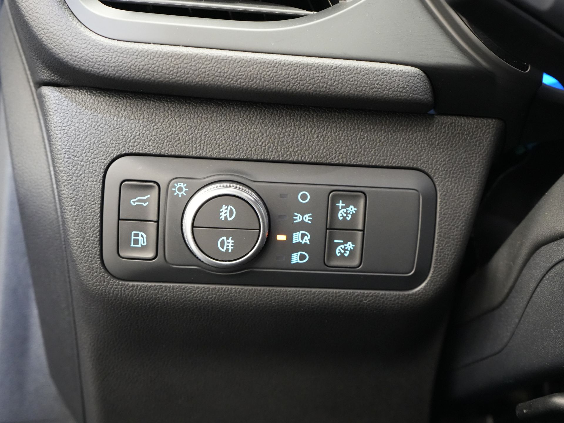 Ford Kuga SUV 2.5 PHEV 225 ch ST-Line LED/ Head-Up/ Adapt.cruise/ Keyless/ Elek.flap/ Stoelverw/ Steeringverw./ Carplay/ Navi/ Climate/ PDC