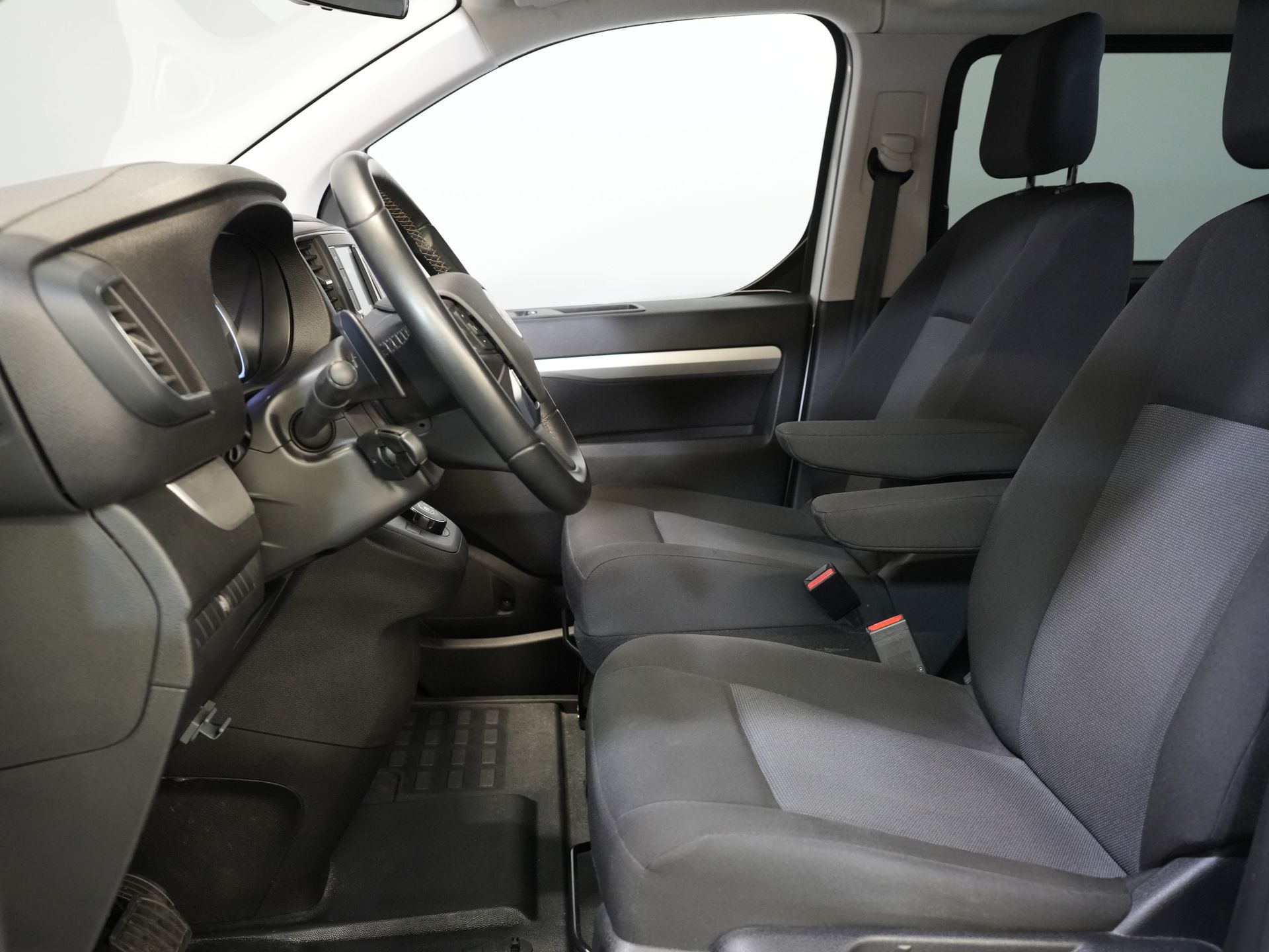 Fiat Scudo Bestelbus 2.0 MJ 180 pk Aut. DC Dubbel Cabine BPM VRIJ! Adapt.Cruise/ Xenon/ Climate/ Keyless/ Carplay/ NL Auto/ PDC