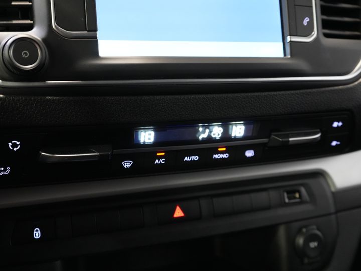 Fiat Scudo Bestelbus 2.0 MJ 180 pk Aut. DC Dubbel Cabine BPM VRIJ! Adapt.Cruise/ Xenon/ Climate/ Keyless/ Carplay/ NL Auto/ PDC