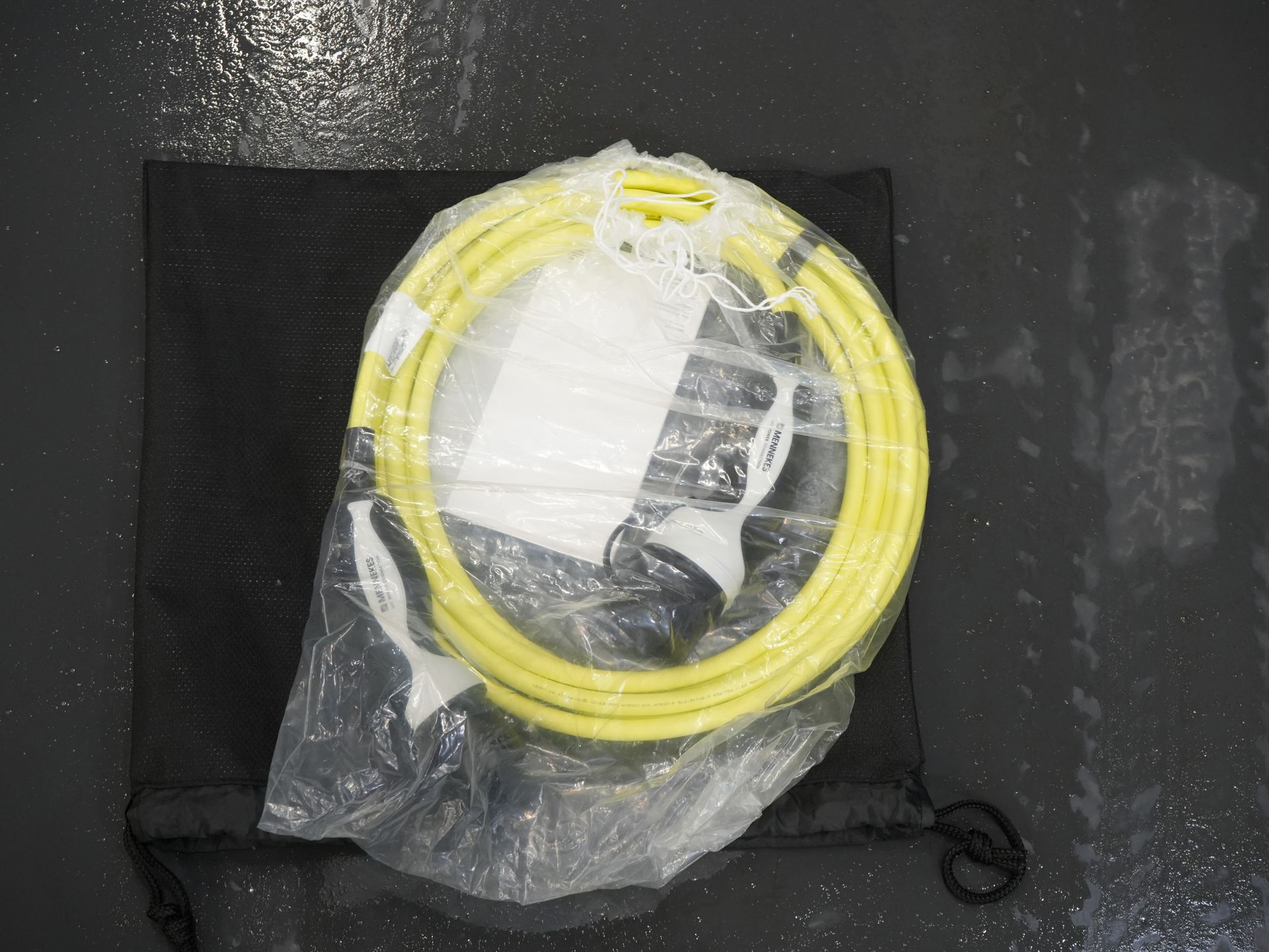 CUPRA Formentor SUV 1.4 e-Hybrid 245 ch VZ Performance Pano/ Elek.Valve/ Elek.Towbar/ Leather/ Alarm III/ Mem.Seat/ Adapt.Cruise/ Matrix/ Seatverw.