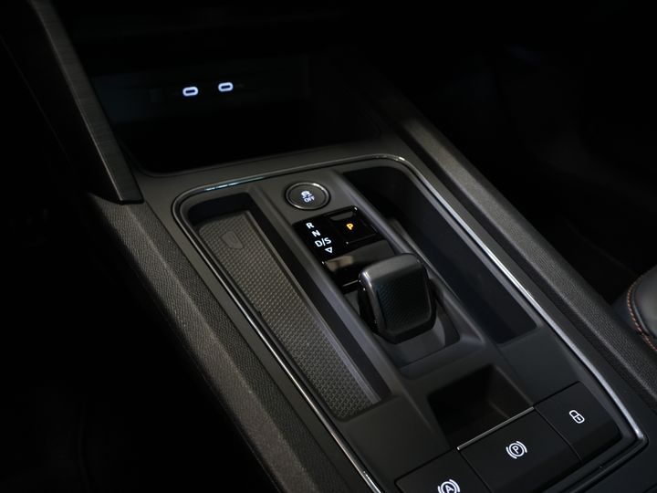 CUPRA Formentor SUV 1.4 e-Hybrid 245 ch VZ Performance Pano/ Elek.Valve/ Elek.Towbar/ Leather/ Alarm III/ Mem.Seat/ Adapt.Cruise/ Matrix/ Seatverw.