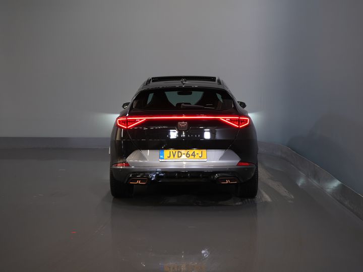 CUPRA Formentor SUV 1.4 e-Hybrid 245 ch VZ Performance Pano/ Elek.Valve/ Elek.Towbar/ Leather/ Alarm III/ Mem.Seat/ Adapt.Cruise/ Matrix/ Seatverw.