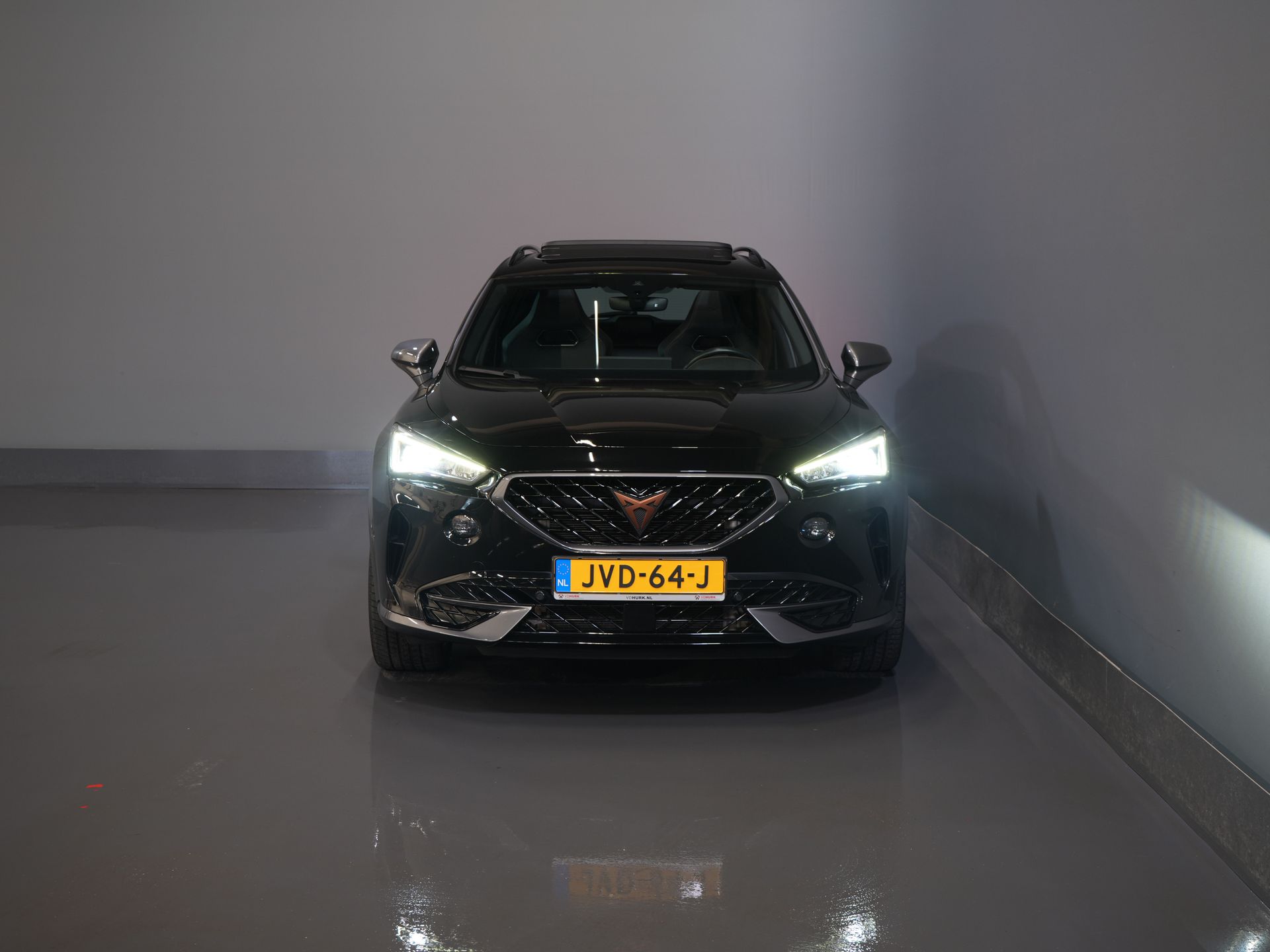 CUPRA Formentor SUV 1.4 e-Hybrid 245 ch VZ Performance Pano/ Elek.Valve/ Elek.Towbar/ Leather/ Alarm III/ Mem.Seat/ Adapt.Cruise/ Matrix/ Seatverw.