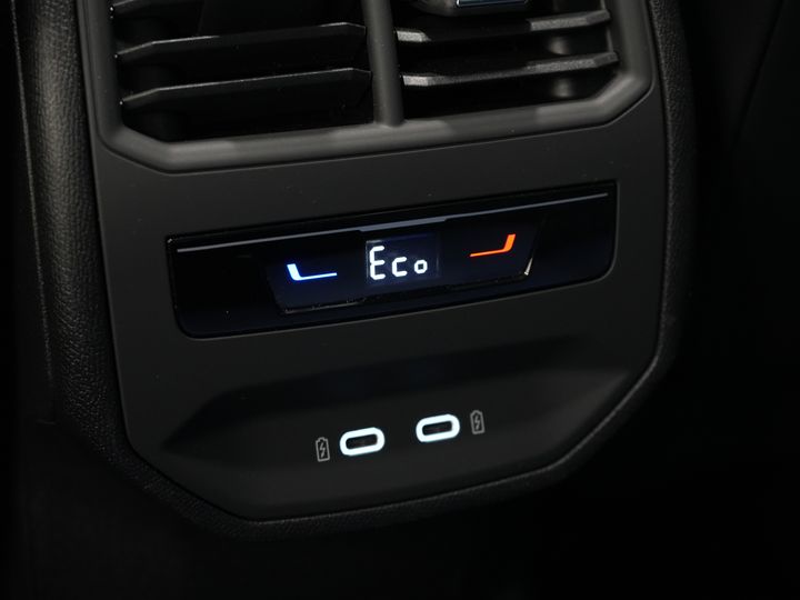 CUPRA Formentor SUV 1.4 e-Hybrid 245 ch VZ Performance Pano/ Elek.Valve/ Elek.Towbar/ Leather/ Alarm III/ Mem.Seat/ Adapt.Cruise/ Matrix/ Seatverw.