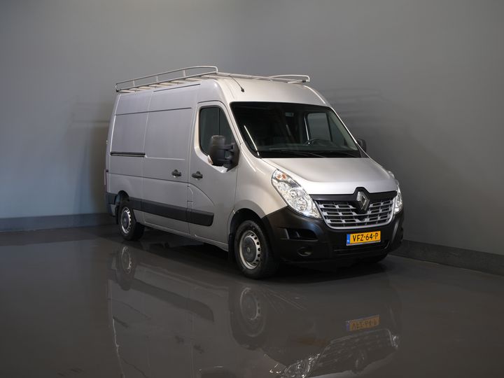 Renault Master Vans T35 2.3 dCi 145 KM L2H2 270Gr.Drzwi/ 2.5t Urządzenie holownicze/ Bagażnik dachowy + schody/ Airco/ PDC/ Hak holowniczy