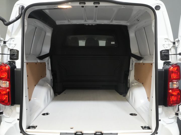 Citroën Jumpy Van 2.0 HDI 180 CP Aut DC Cabină dublă BPM GRATUIT! 2x Ușă glisantă/ Virtual Cockpit/ Navi/ Carplay/ Cameră/ PDC/ Cruise/ Bara de remorcare/ Aer