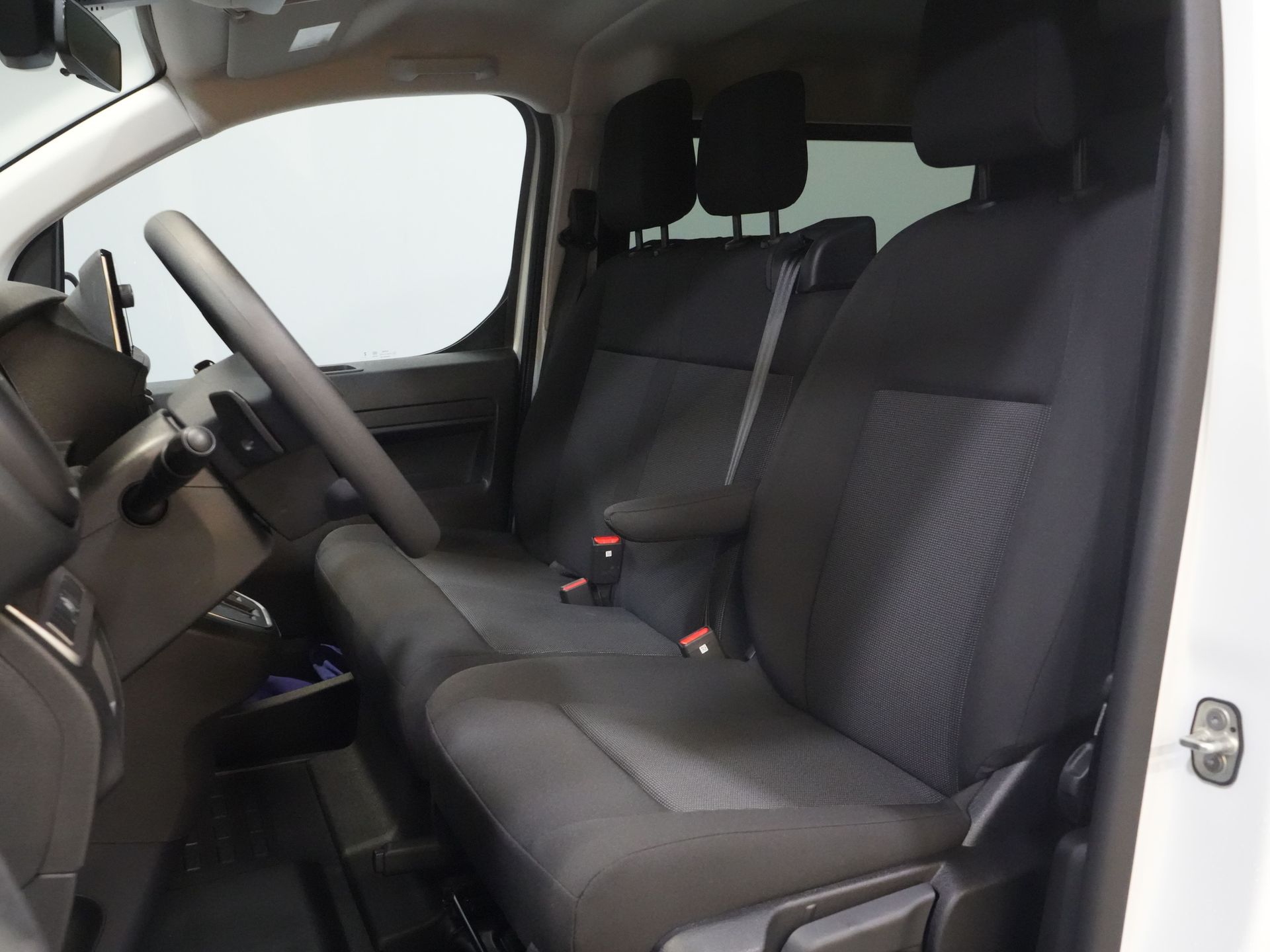 Citroën Jumpy Van 2.0 HDI 180 CP Aut DC Cabină dublă BPM GRATUIT! 2x Ușă glisantă/ Virtual Cockpit/ Navi/ Carplay/ Cameră/ PDC/ Cruise/ Bara de remorcare/ Aer