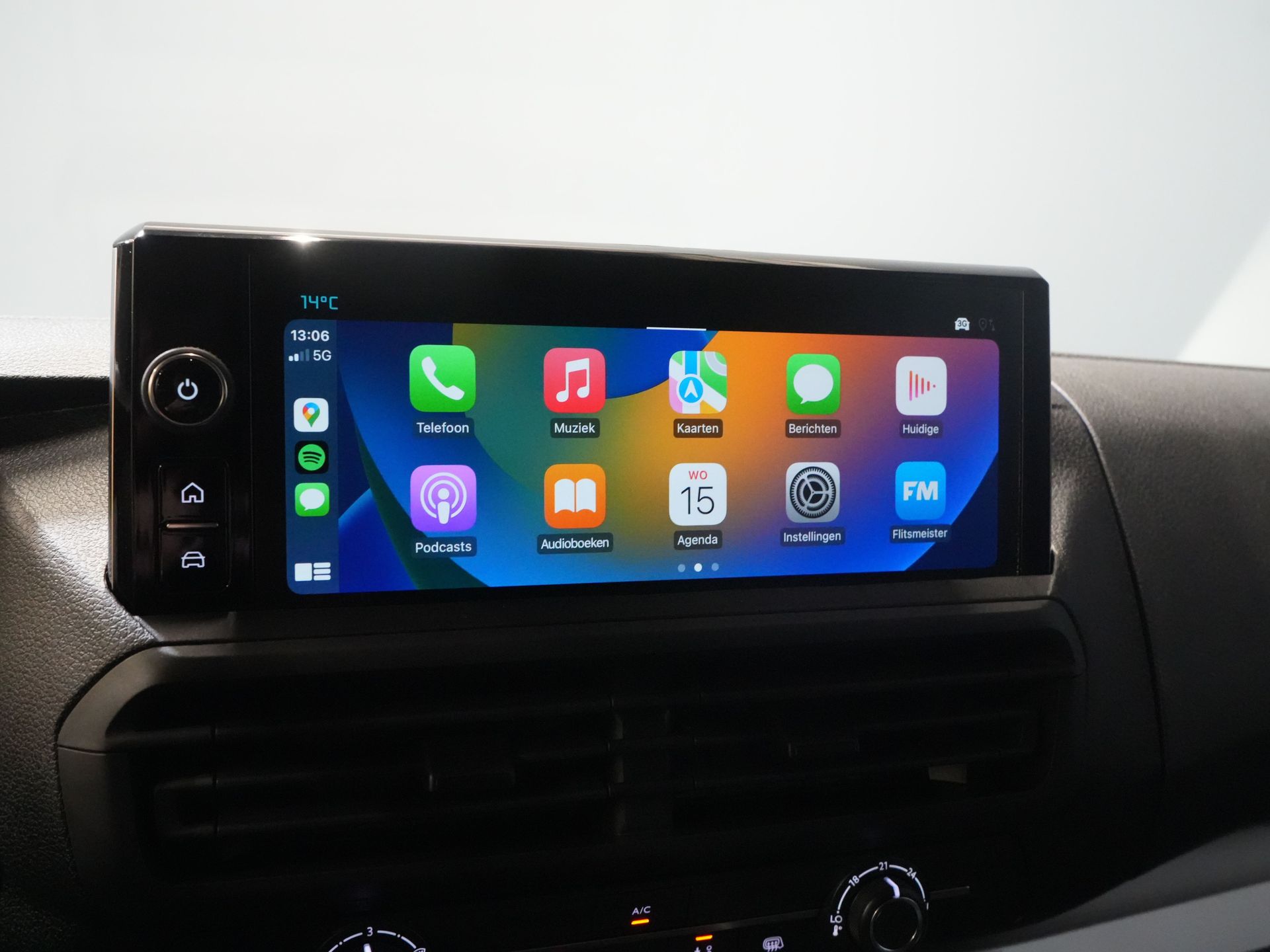 Citroën Jumpy Van 2.0 HDI 180 CP Aut DC Cabină dublă BPM GRATUIT! 2x Ușă glisantă/ Virtual Cockpit/ Navi/ Carplay/ Cameră/ PDC/ Cruise/ Bara de remorcare/ Aer
