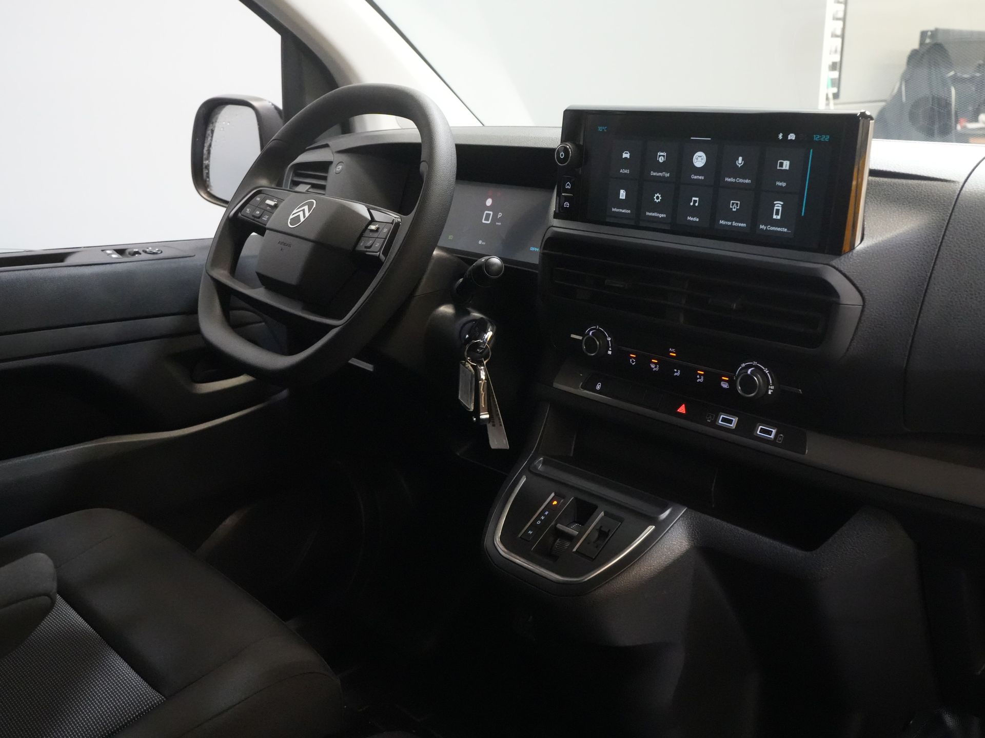 Citroën Jumpy Van 2.0 HDI 180 CP Aut DC Cabină dublă BPM GRATUIT! 2x Ușă glisantă/ Virtual Cockpit/ Navi/ Carplay/ Cameră/ PDC/ Cruise/ Bara de remorcare/ Aer