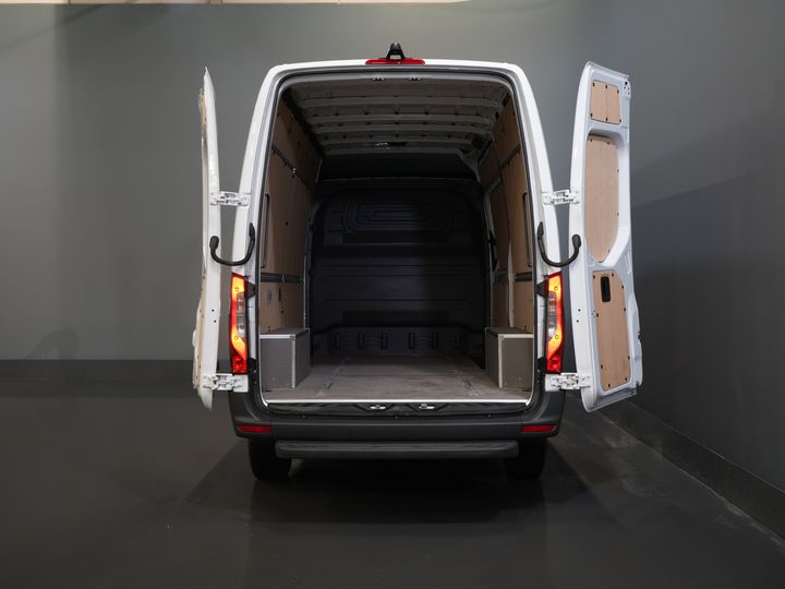 Mercedes-Benz Sprinter Van 317 CDI Aut. L2H2 BPM FREE! 3.5t Anhängelast/ Montierter Sitz/ 270 Gr. Türen/ Sitzheizung/Navi/ Kamera/ Cruise/ Airco/ DAB