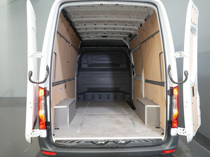Mercedes-Benz Sprinter Van 317 CDI Aut. L2H2 BPM FREE! 3.5t Anhängelast/ Montierter Sitz/ 270 Gr. Türen/ Sitzheizung/Navi/ Kamera/ Cruise/ Airco/ DAB