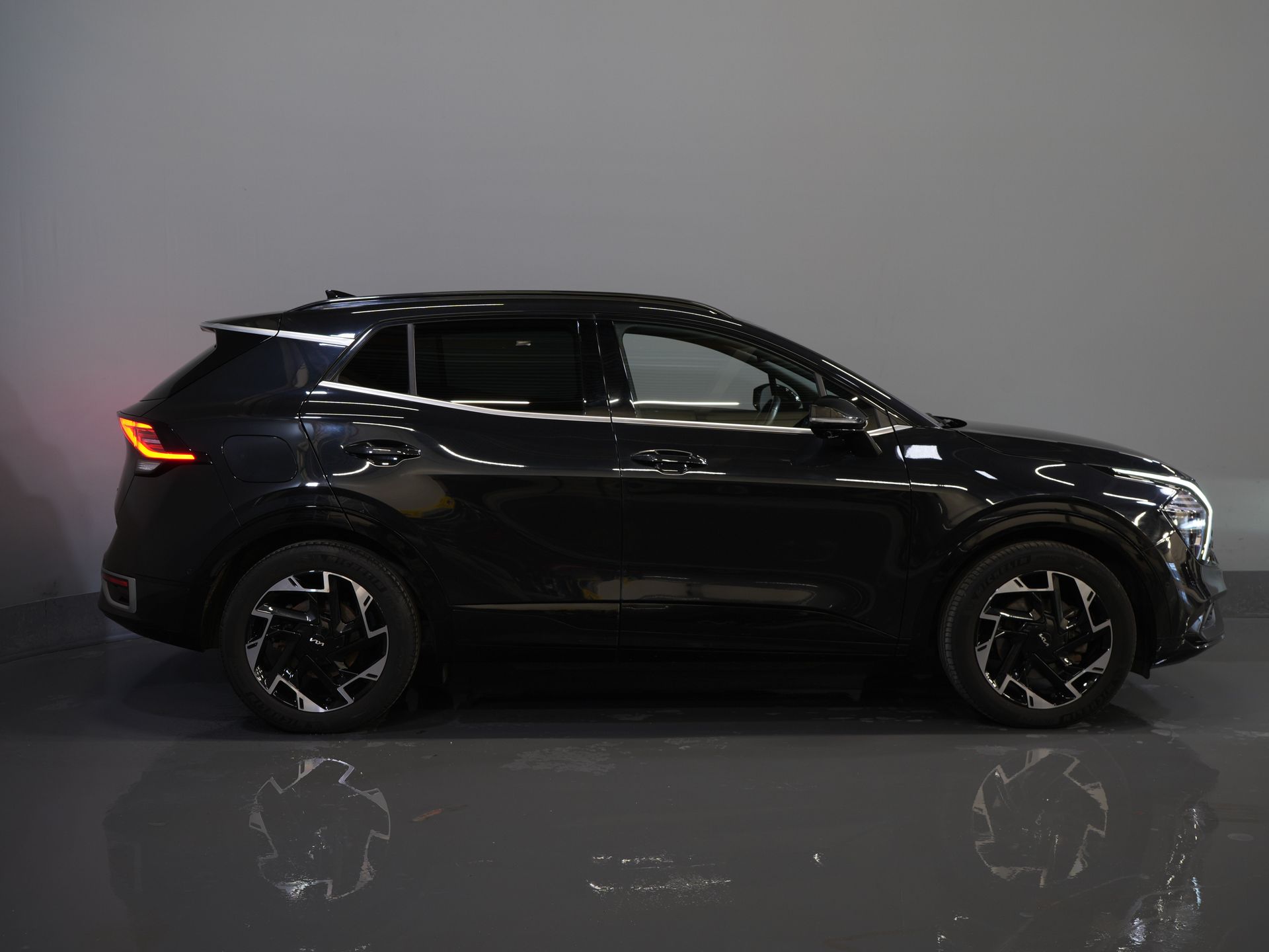 Kia Sportage SUV 1.6 T-GDi Plug-in Hybrid AWD GT-line LED/ Virtual Cockpit/ Adapt.Cruise/ Memory seat/ Stoelverw./ Stoelvent./ Stuurverw./ Camera