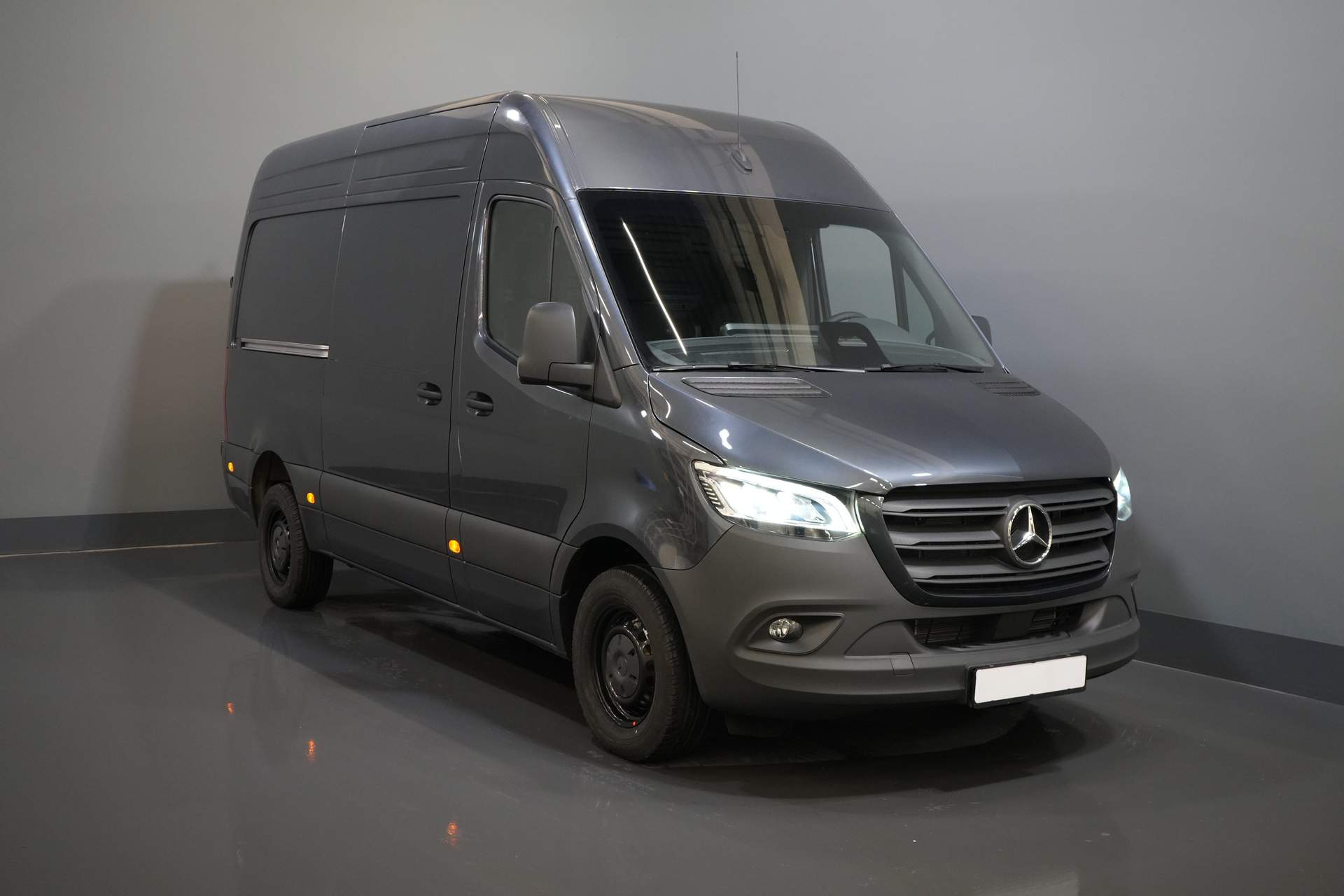 Mercedes-Benz Sprinter Van 319 CDI Aut. L2H2 BPM-FREE LED/ 3.5t Dispositif de remorquage/Siège du véhicule/Caméra/Cruise