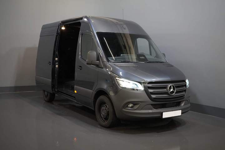 Mercedes-Benz Sprinter Van 319 CDI Aut. L2H2 BPM-FREE LED/ 3.5t Dispositif de remorquage/Siège du véhicule/Caméra/Cruise
