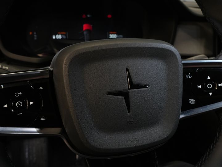 Polestar 2 Sedan Long Range 78 кВт·год 551 км WLTP LED/ Адаптивний круїз-контроль/ Пам'ять/ Підігрів сидінь/ 360-градусна камера/ Carplay/ Навігація/ Клімат-контроль