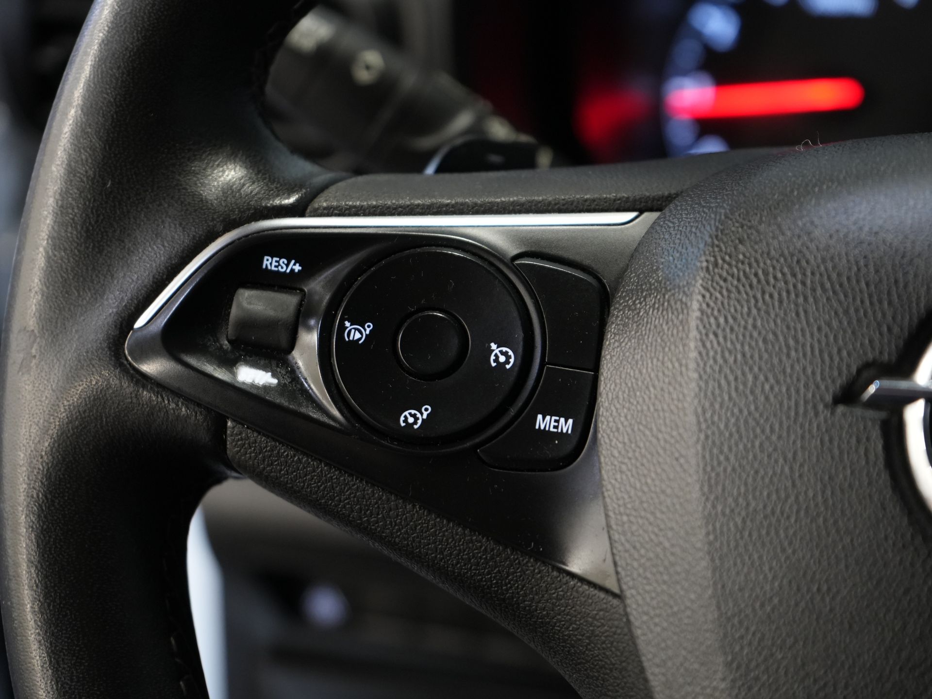Vauxhall Combo Van 1.5D 130 к.с. авт. L2 Seatverw./ Würth/ Carplay/ Navi/ Climate/ PDC/ Cruise