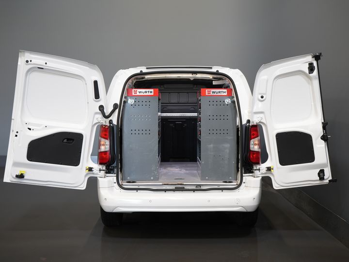 Vauxhall Combo Van 1.5D 130 к.с. авт. L2 Seatverw./ Würth/ Carplay/ Navi/ Climate/ PDC/ Cruise