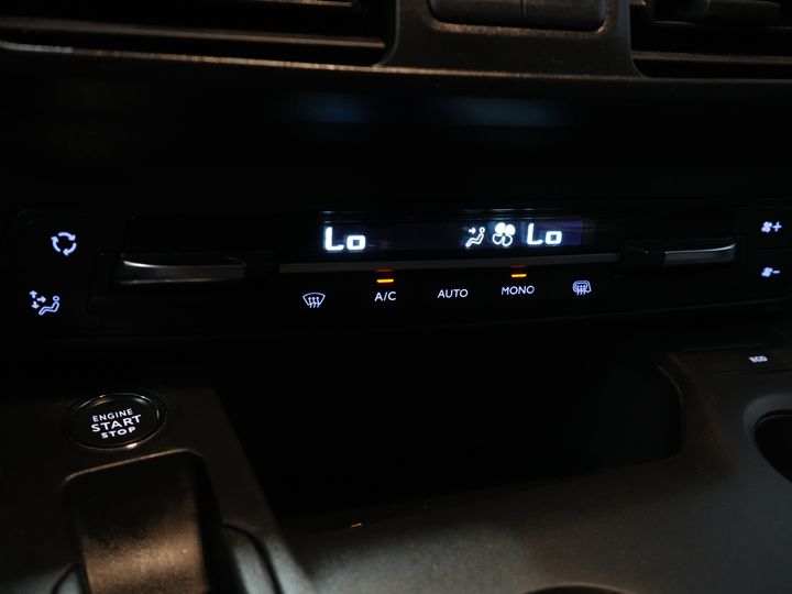 Vauxhall Combo Van 1.5D 130 к.с. авт. L2 Seatverw./ Würth/ Carplay/ Navi/ Climate/ PDC/ Cruise