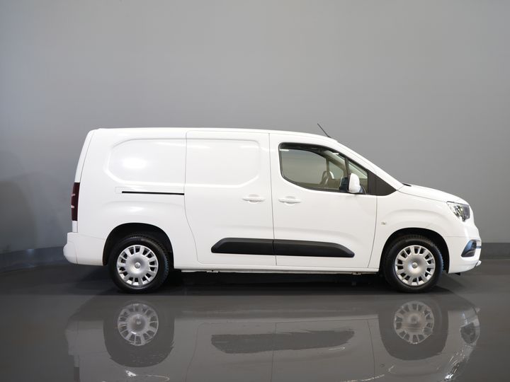 Vauxhall Combo Van 1.5D 130 к.с. авт. L2 Seatverw./ Würth/ Carplay/ Navi/ Climate/ PDC/ Cruise