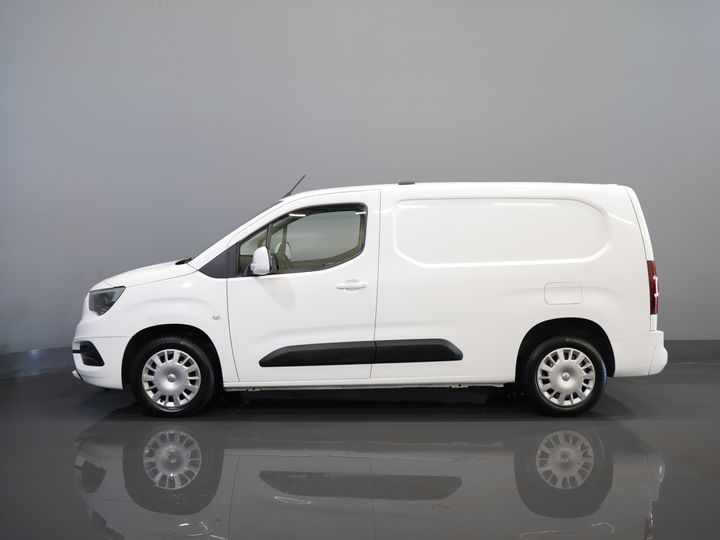 Vauxhall Combo Van 1.5D 130 к.с. авт. L2 Seatverw./ Würth/ Carplay/ Navi/ Climate/ PDC/ Cruise