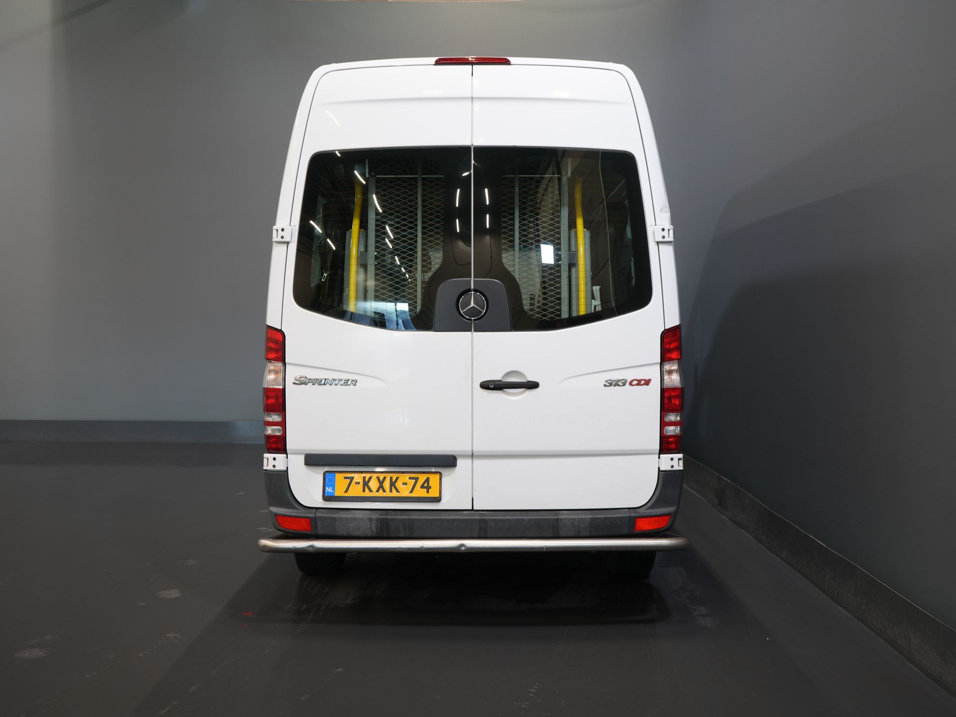 Mercedes-Benz Sprinter Kastenwagen 313 2.2 CDI Aut. L2H2 € 9.922 inkl. MwSt. EXPORT Combi/ 9 Personen/ Kombi/ 9P/ Airco/ Rollstuhllift/ elektr. Tür/ TÜV 9-2026