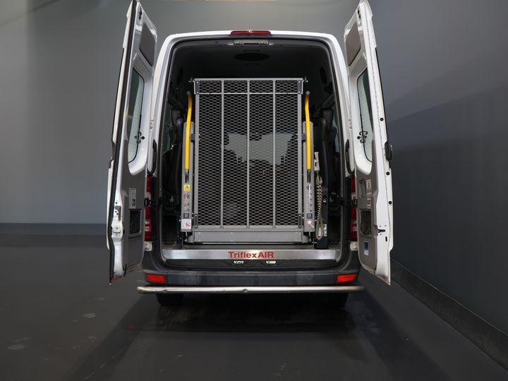 Mercedes-Benz Sprinter Kastenwagen 313 2.2 CDI Aut. L2H2 € 9.922 inkl. MwSt. EXPORT Combi/ 9 Personen/ Kombi/ 9P/ Airco/ Rollstuhllift/ elektr. Tür/ TÜV 9-2026