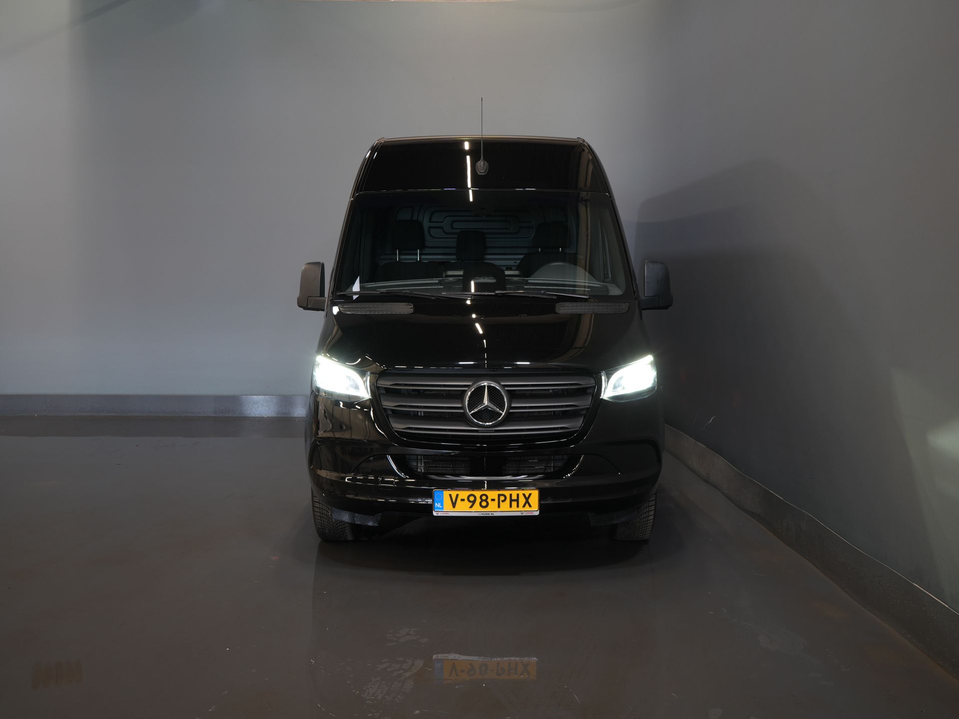 Mercedes-Benz Sprinter Bestelbus 317 CDI Aut. L2H2 VanStep/ 3.5t Trekverm./ LED/ 270Gr.Deuren/ Navi/ Camera/ Cruise/ PDC
