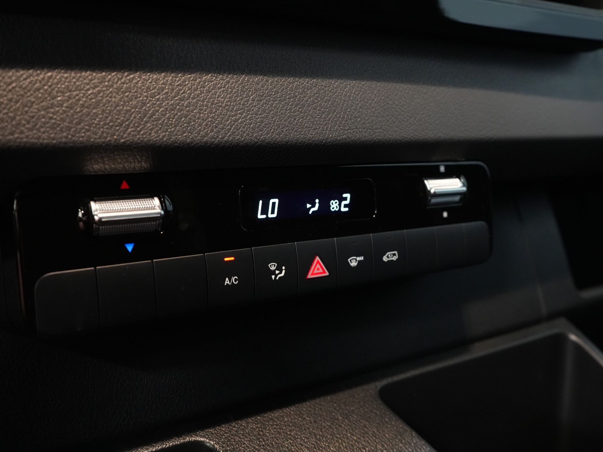 Mercedes-Benz Sprinter Bestelbus 317 CDI Aut. L2H2 VanStep/ 3.5t Trekverm./ LED/ 270Gr.Deuren/ Navi/ Camera/ Cruise/ PDC