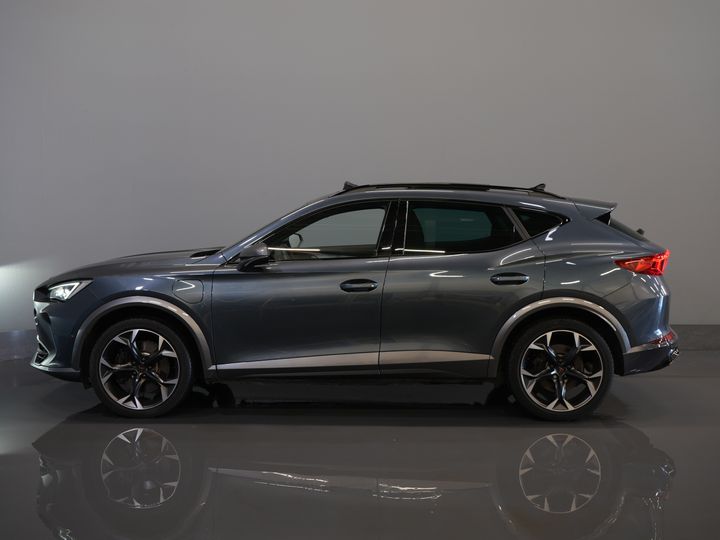 CUPRA Formentor SUV 1.4 TSI e-Hybrid Copper Edition 245 к.с. Pano/ Elek.Valve/ Adapt.Cruise/ Matrix/ Підігрів підставки/ Seatverw./ Steeringverw./ Carplay/ Комплектація