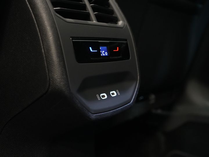 CUPRA Formentor SUV 1.4 TSI e-Hybrid Copper Edition 245 к.с. Pano/ Elek.Valve/ Adapt.Cruise/ Matrix/ Підігрів підставки/ Seatverw./ Steeringverw./ Carplay/ Комплектація