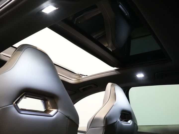 CUPRA Formentor SUV 1.4 TSI e-Hybrid Copper Edition 245 к.с. Pano/ Elek.Valve/ Adapt.Cruise/ Matrix/ Підігрів підставки/ Seatverw./ Steeringverw./ Carplay/ Комплектація