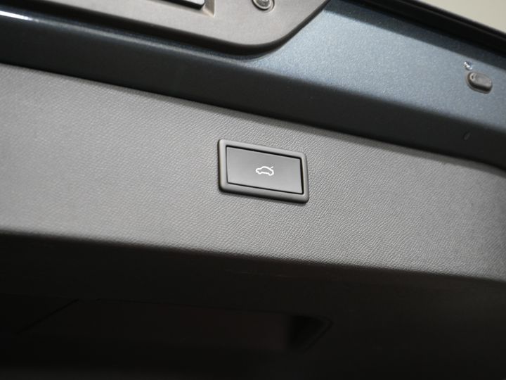 CUPRA Formentor SUV 1.4 TSI e-Hybrid Copper Edition 245 к.с. Pano/ Elek.Valve/ Adapt.Cruise/ Matrix/ Підігрів підставки/ Seatverw./ Steeringverw./ Carplay/ Комплектація