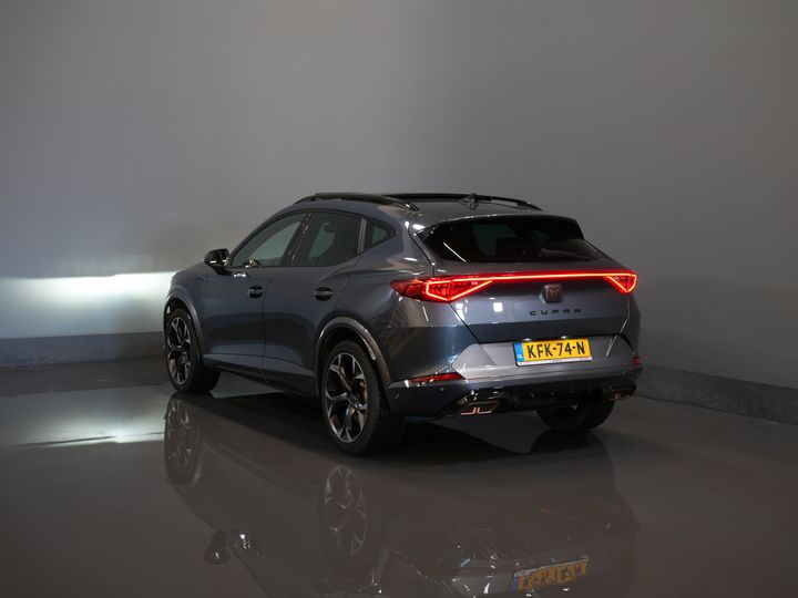 CUPRA Formentor SUV 1.4 TSI e-Hybrid Copper Edition 245 к.с. Pano/ Elek.Valve/ Adapt.Cruise/ Matrix/ Підігрів підставки/ Seatverw./ Steeringverw./ Carplay/ Комплектація