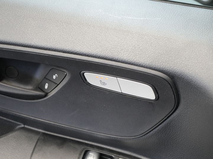 Mercedes-Benz Vito Van 116 CDI Aut. L3 LED/ 2.5t Towing capacity/ 270Gr. Doors/ Seat heating/ Carplay/ Camera/ Tow bar/ Cruise control/ PDC/ DAB