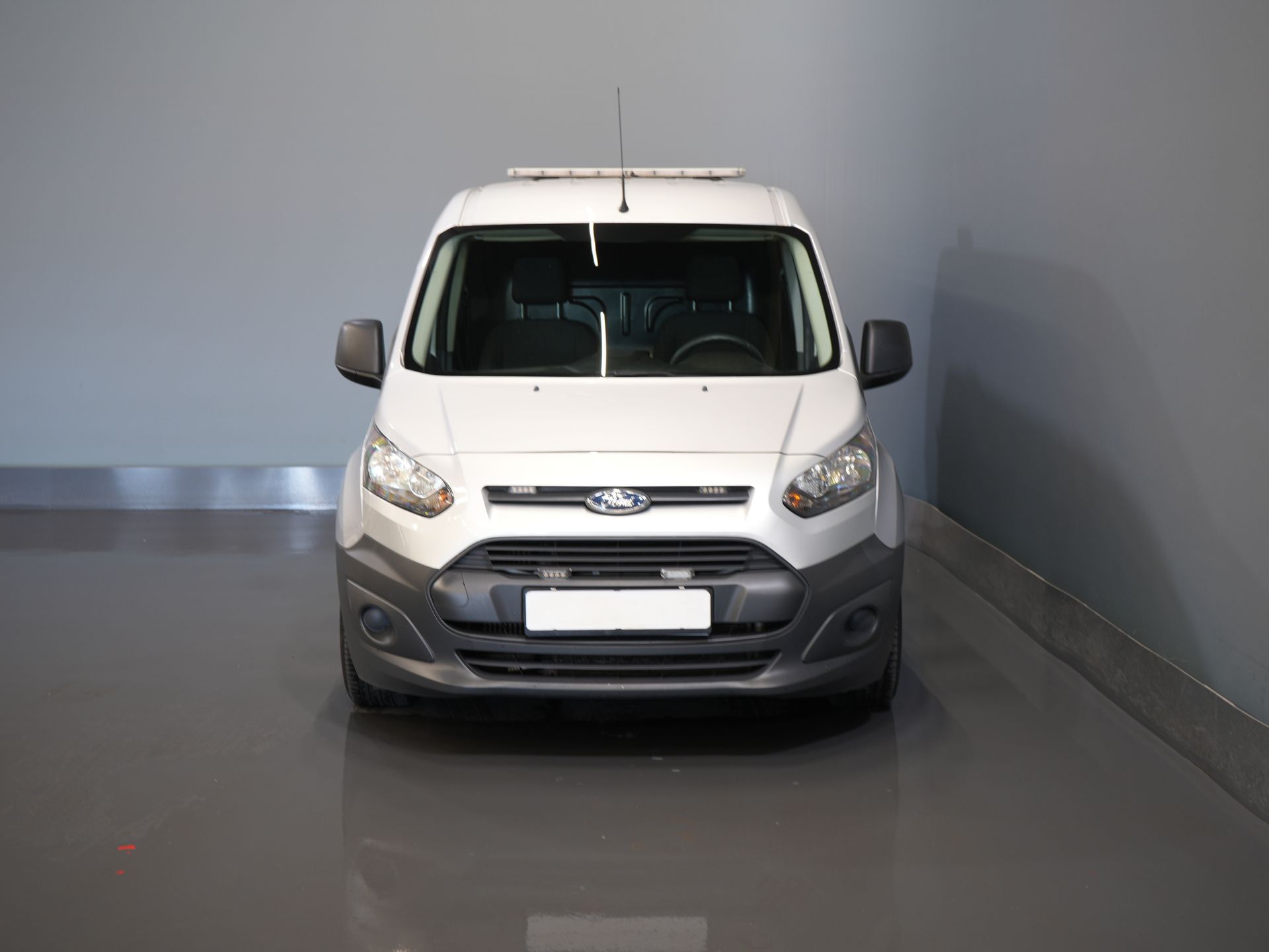 Ford Transit Connect Bestelbus 1.5 TDCI 75 pk BPM VRIJ! EURO 6/ NL Auto/ Airco/ Trekhaak