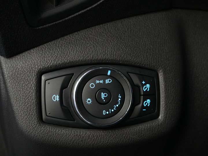 Ford Transit Connect Bestelbus 1.5 TDCI 75 pk BPM VRIJ! EURO 6/ NL Auto/ Airco/ Trekhaak