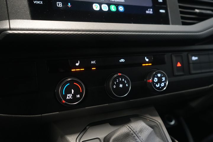 Volkswagen Transporter Van T6.1 2.0 TDI 150 hp L2 DSG Aut. Highline BPM FREE! Adapt.Cruise/ 2.5t Towbar/ Stand heater/ Seatverw./ LED/ Carplay/ Navi/ Cam