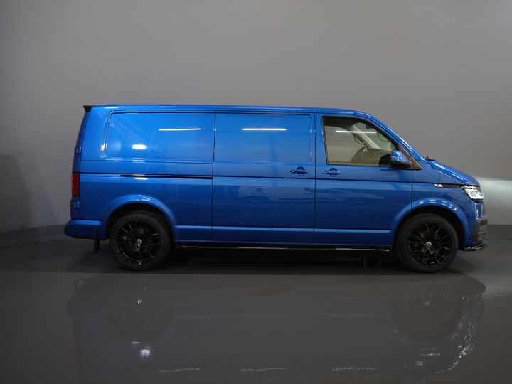 Volkswagen Transporter Van T6.1 2.0 TDI 150 к.с. L2 DSG Aut. Highline BPM БЕЗКОШТОВНО! Адапт.круїз/ 19