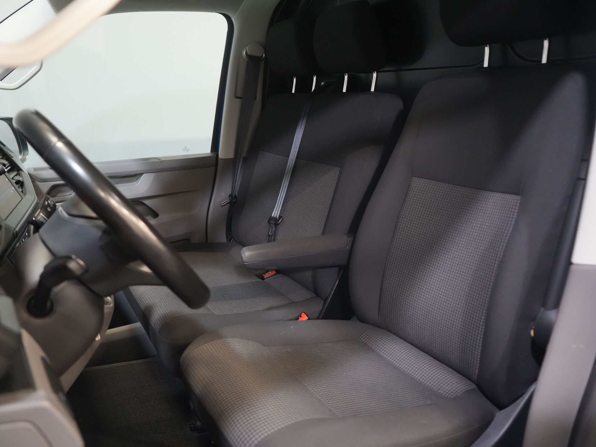 Volkswagen Transporter Van T6.1 2.0 TDI 150 KM L2 DSG Aut. Highline BPM GRATIS! Adapt.Cruise/ 2.5t Hak holowniczy/ Ogrzewanie podłogowe/ Seatverw./ LED/ Carplay/ Navi/ Cam