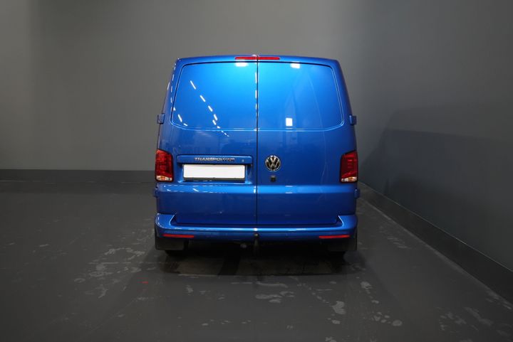 Volkswagen Transporter Van T6.1 2.0 TDI 150 hp L2 DSG Aut. Highline BPM FREE! Adapt.Cruise/ 2.5t Towbar/ Stand heater/ Seatverw./ LED/ Carplay/ Navi/ Cam