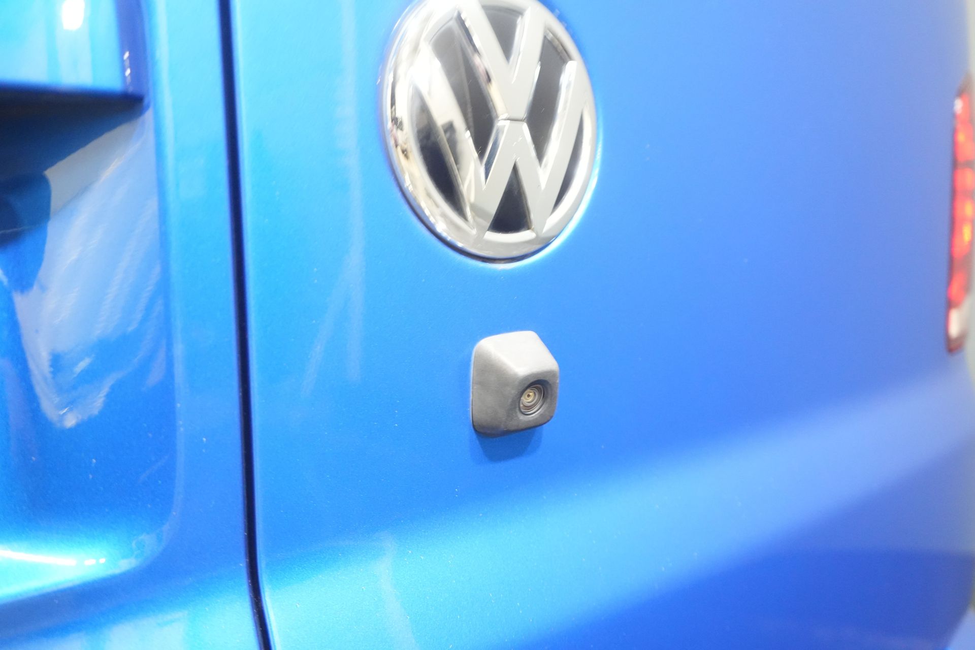 Volkswagen Transporter Van T6.1 2.0 TDI 150 hp L2 DSG Aut. Highline BPM FREE! Adapt.Cruise/ 2.5t Towbar/ Stand heater/ Seatverw./ LED/ Carplay/ Navi/ Cam