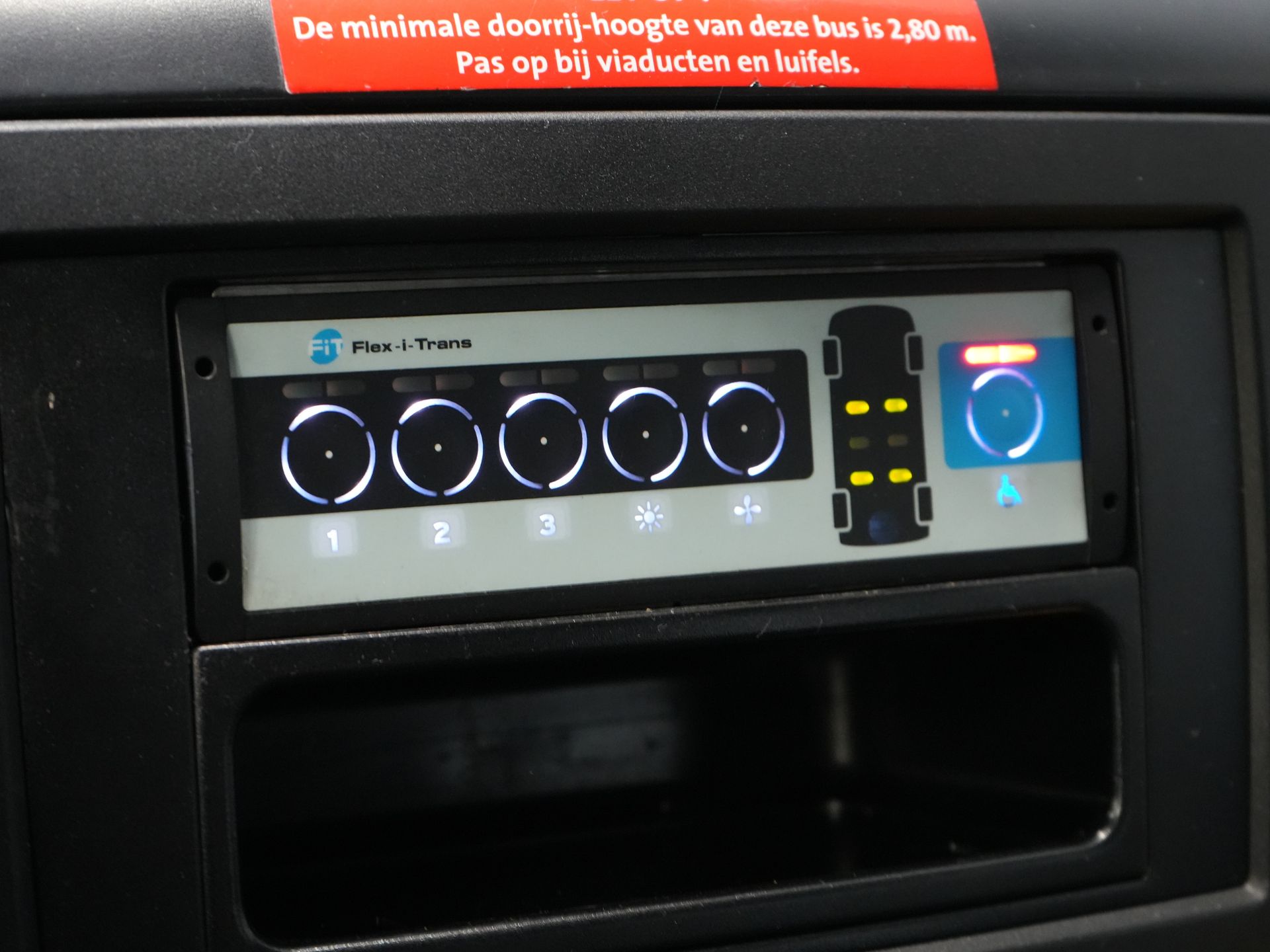 Mercedes-Benz Sprinter Personenvervoer 313 2.2 CDI L2H2 €10.164 Incl. BTW BPM VRIJ! EXPORT Combi/ 9 Persoons/ Kombi/ 9P/ Airco/ Rolstoellift