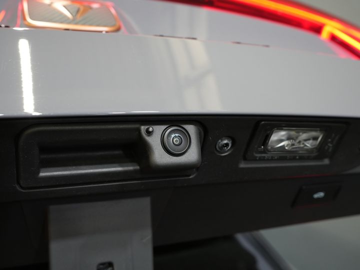 CUPRA Formentor SUV 1.4 e-Hybrid VZ Performance Pelle/ Memory/ Elek.Valve/ Carplay/ Seatverw./ Adapt.Cruise/ Standkachel/ Steeringverw./ 19” LMV