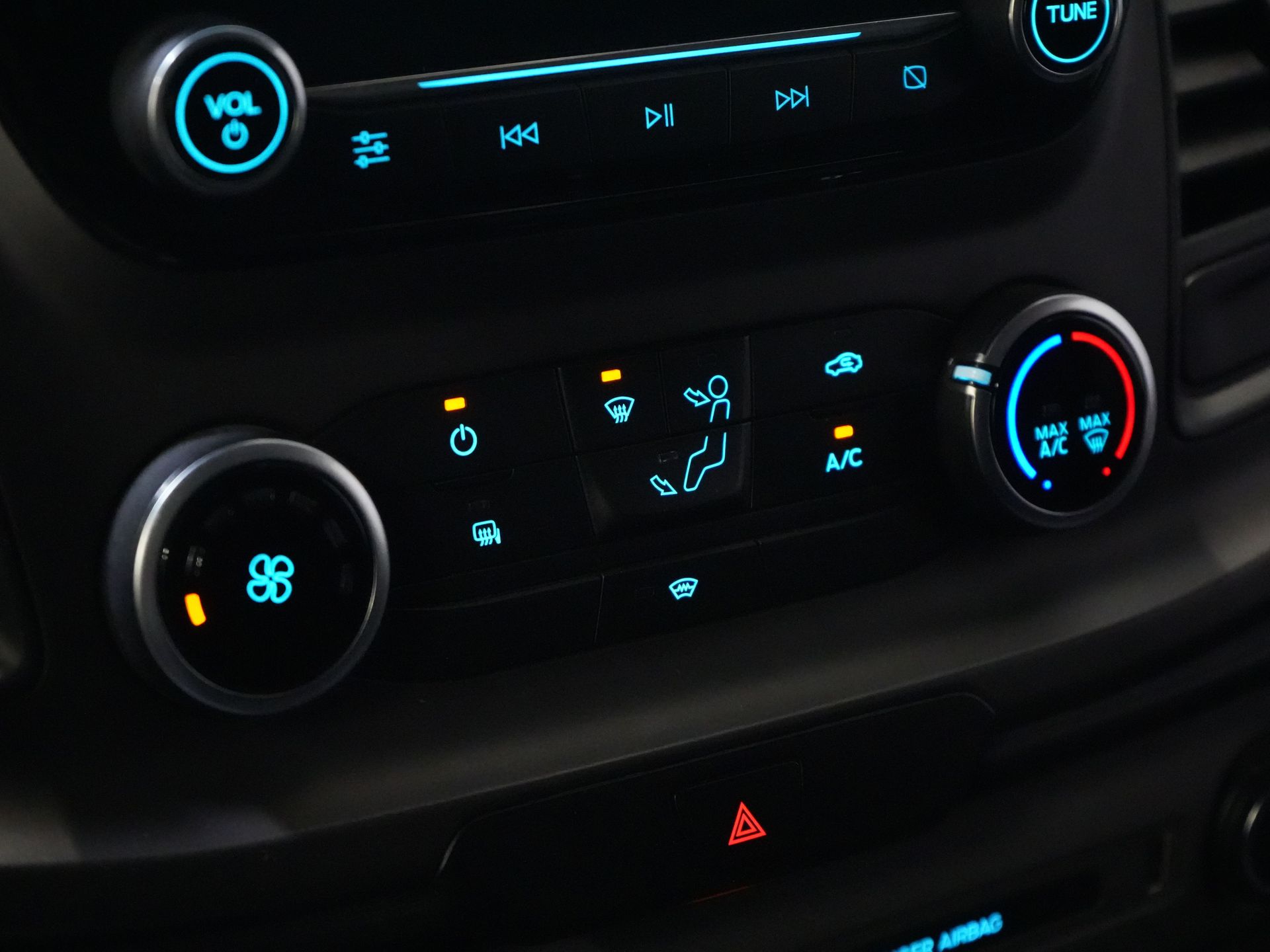 Ford Transit Custom Van 2.0 TDCI 130 к.с. Aut. L2 Trend BPM БЕЗКОШТОВНО! Адаптація. Круїз/ Carplay/ Камера/ Навігатор/ PDC/ Фаркоп
