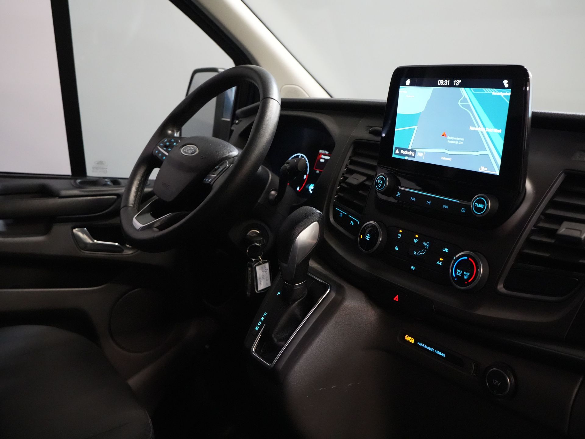 Ford Transit Custom Van 2.0 TDCI 130 к.с. Aut. L2 Trend BPM БЕЗКОШТОВНО! Адаптація. Круїз/ Carplay/ Камера/ Навігатор/ PDC/ Фаркоп