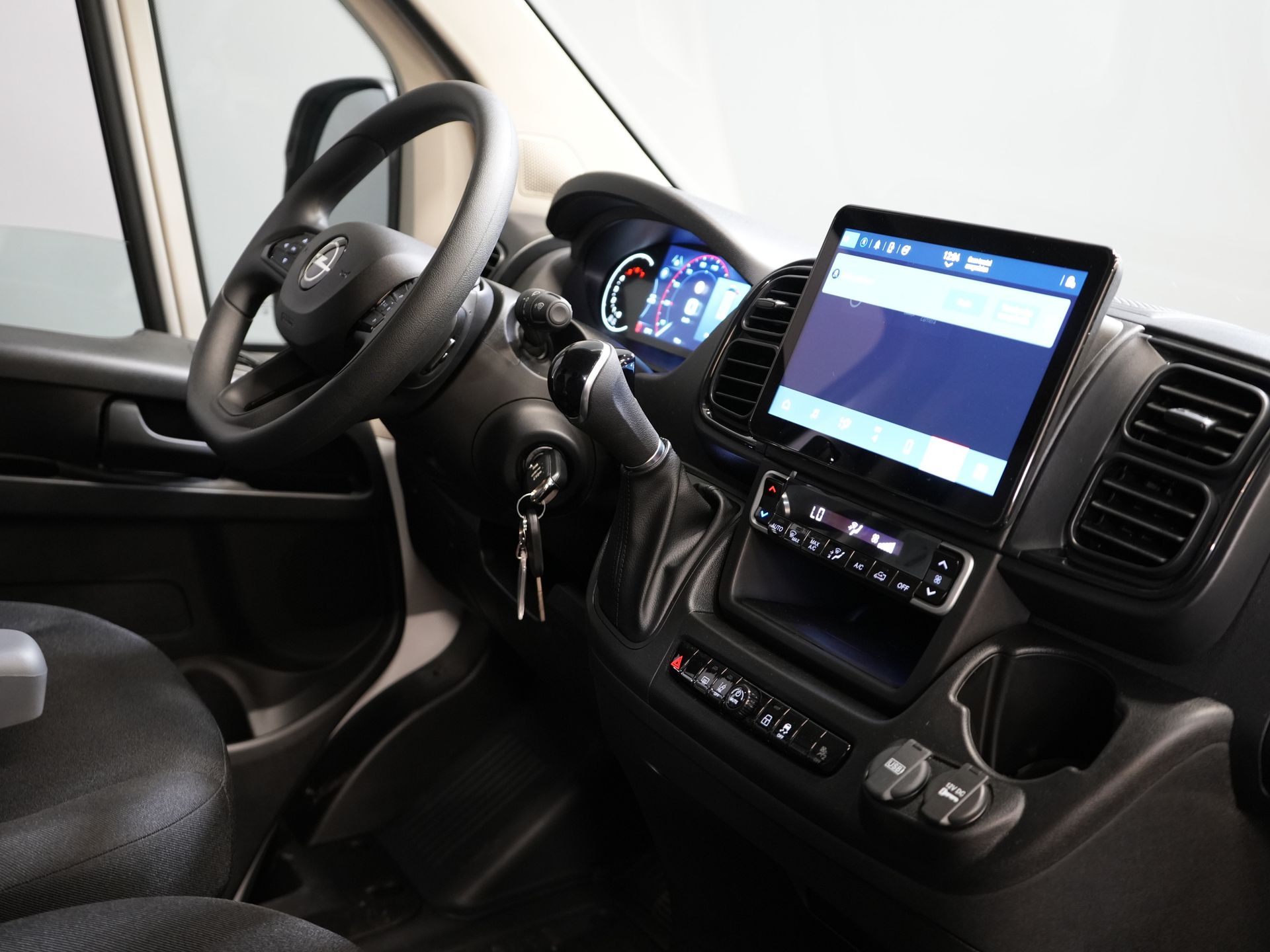 Opel Movano Van 35 2.2 CDTI 140 ch Aut. ZF L2H2 BPM FREE ! Virtual Cockpit/ Carplay/ Climat/ 270Gr. Portes/ Navi/ Caméra/ Croisière/ PDC/ DAB